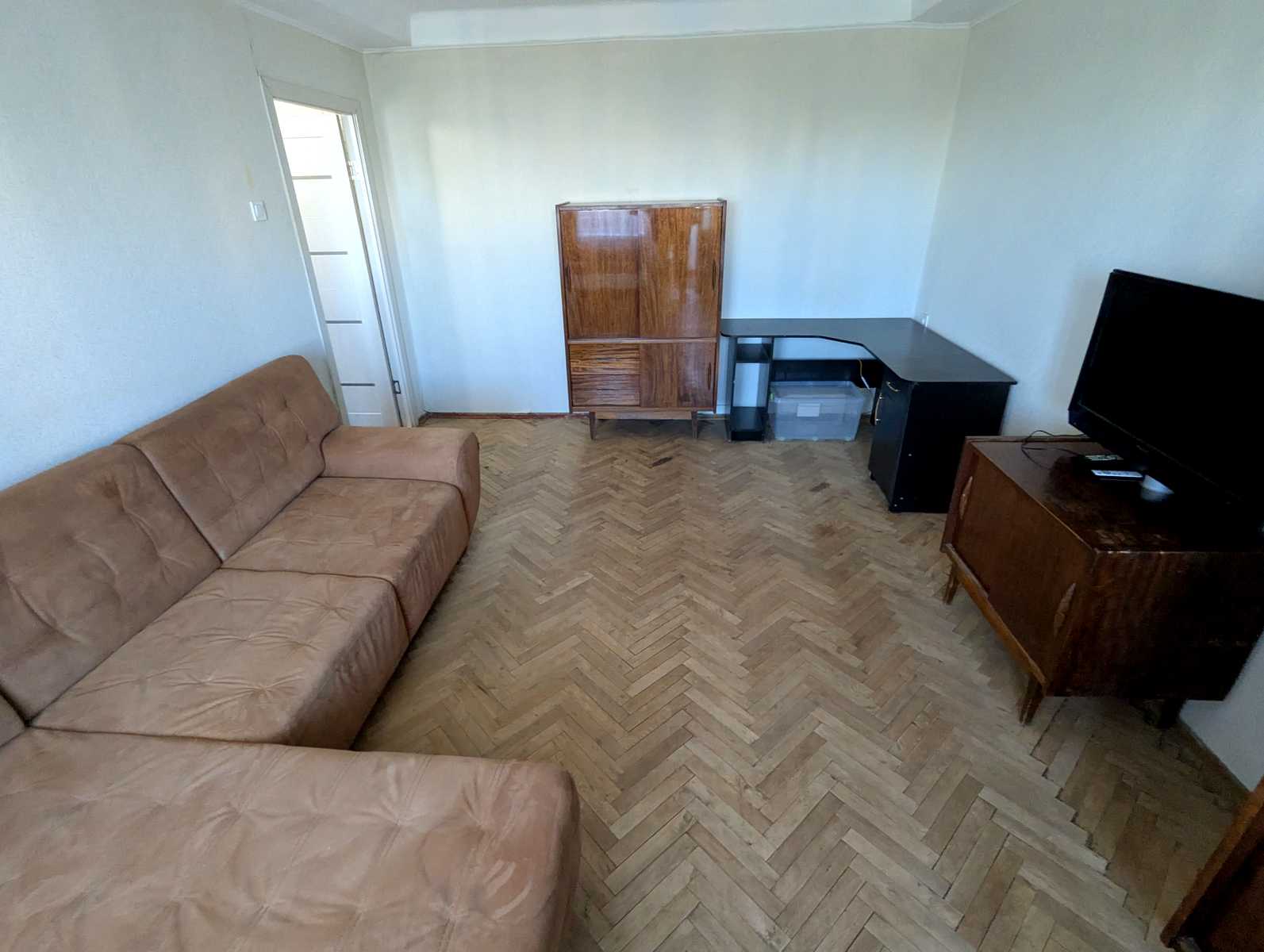 1879646093123081