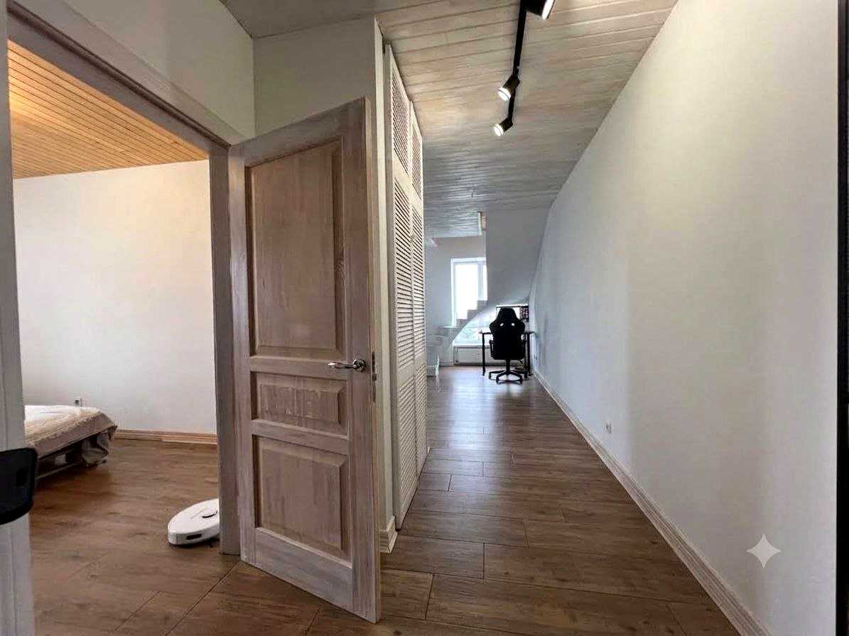 1879646396003491