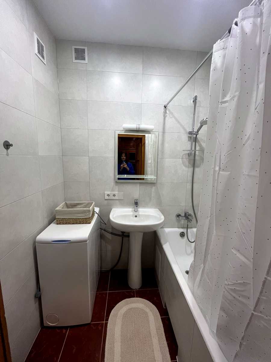 1879647445463534