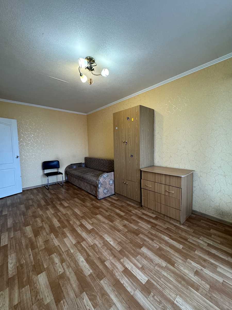 1879648098132657
