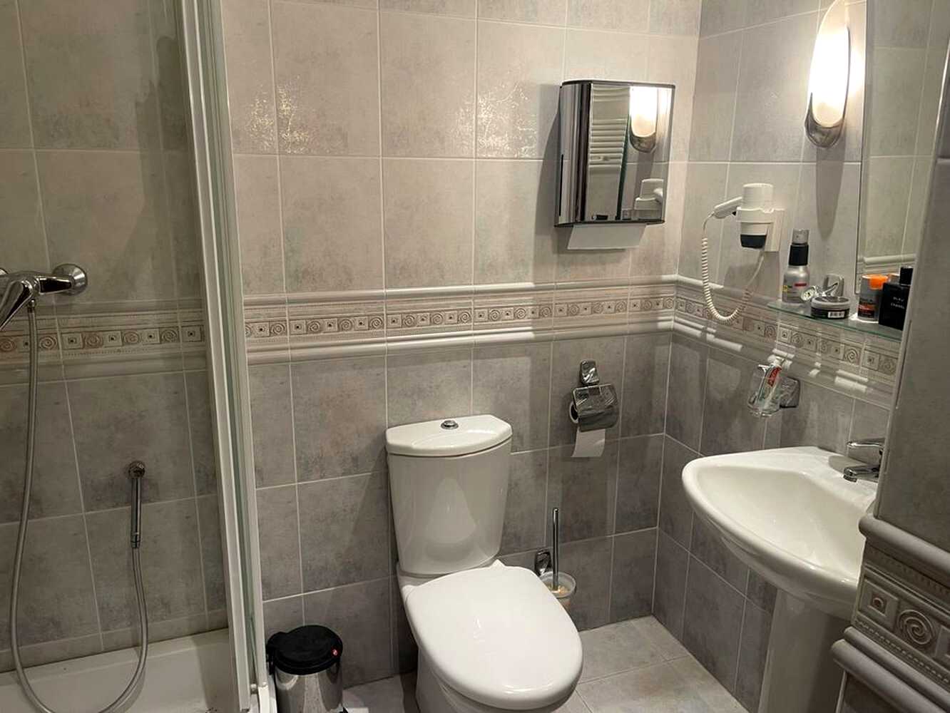 1879649037713625.jpg