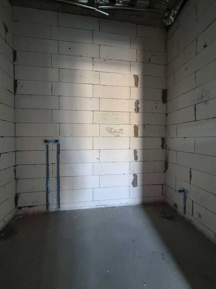 1879649342091846