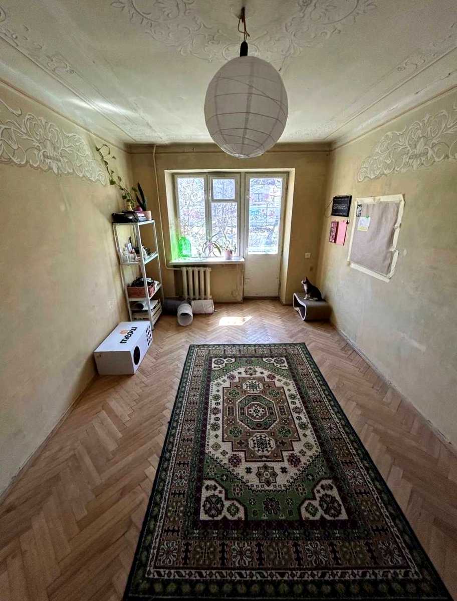 1879649935441076