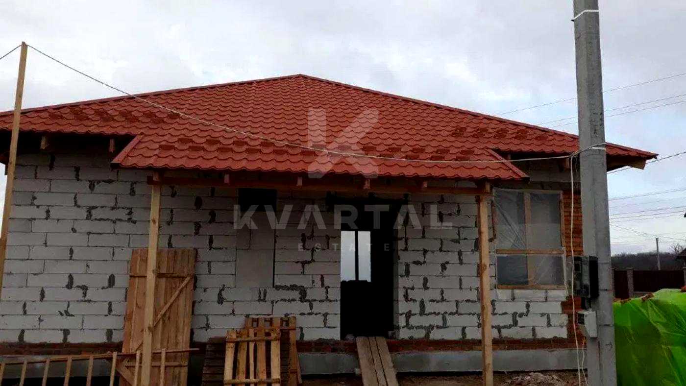 1879650879696327