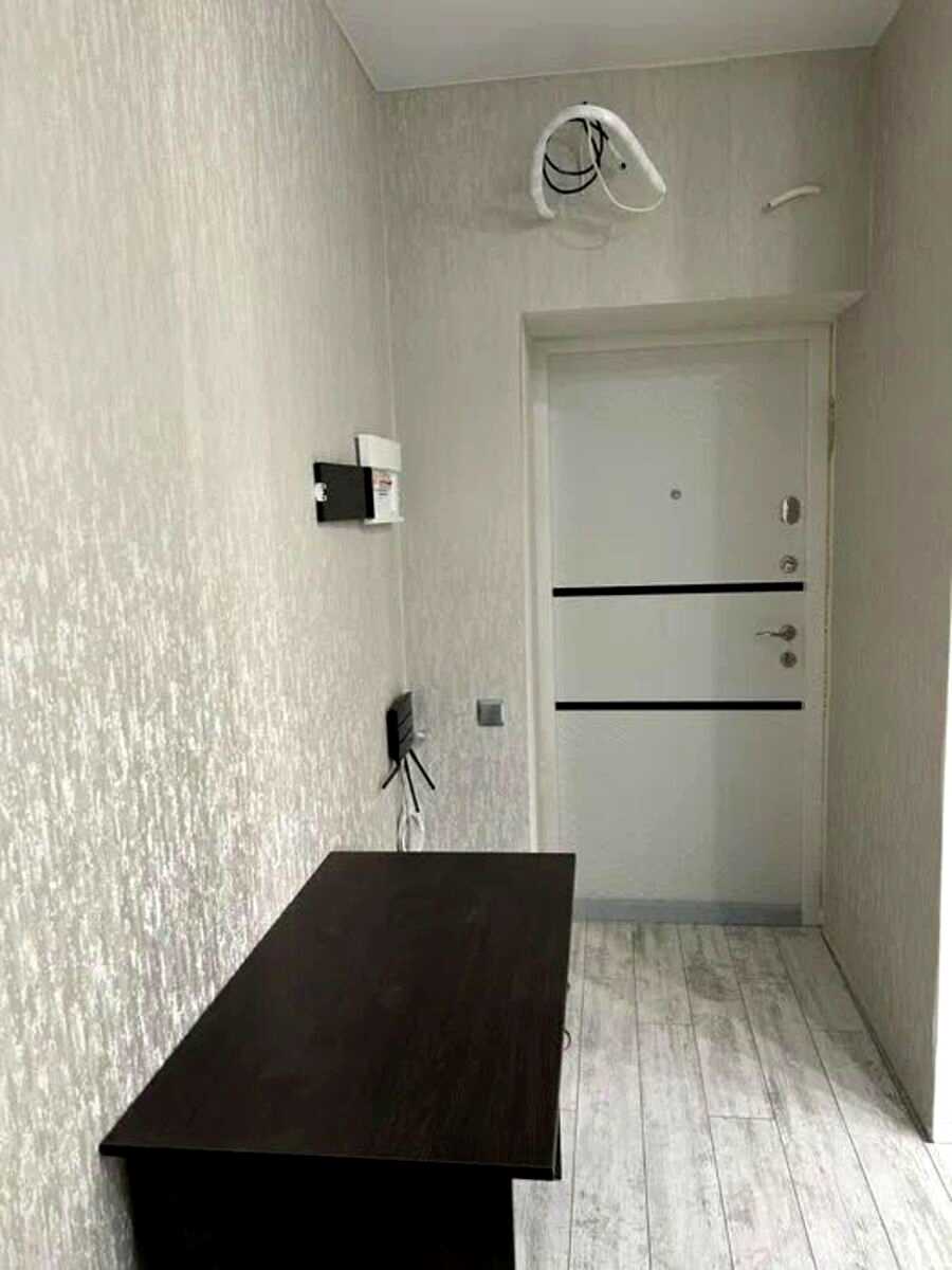 1879651066653844