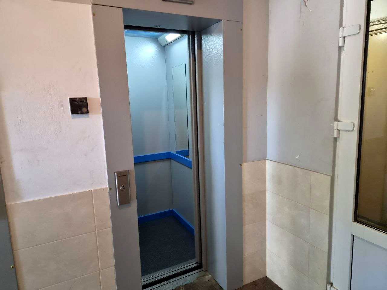 1879651451290432