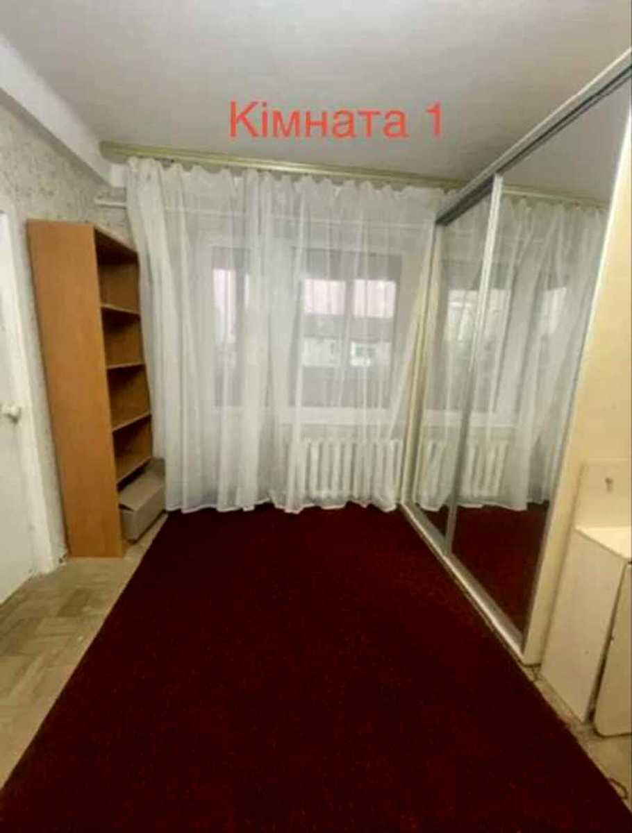 1879651916662459