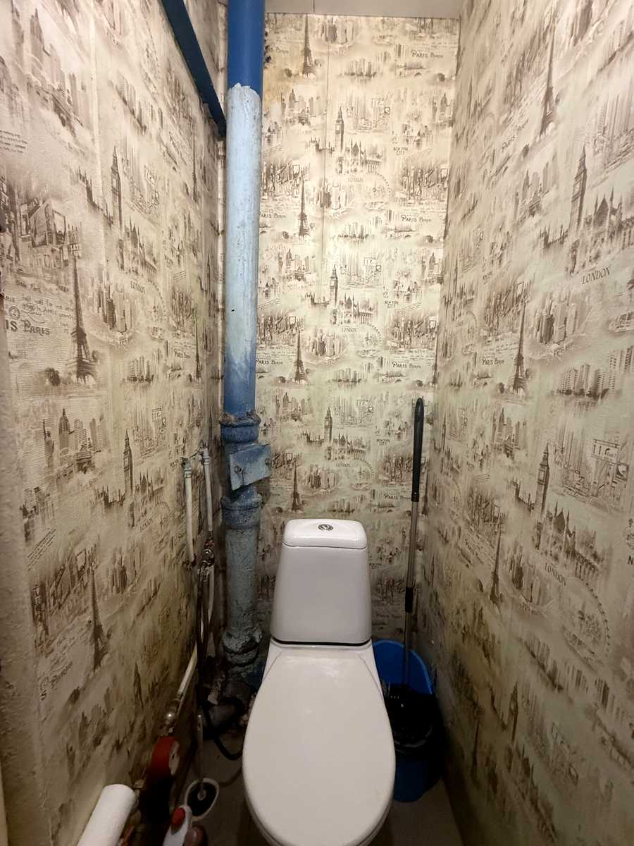 1879652696205827
