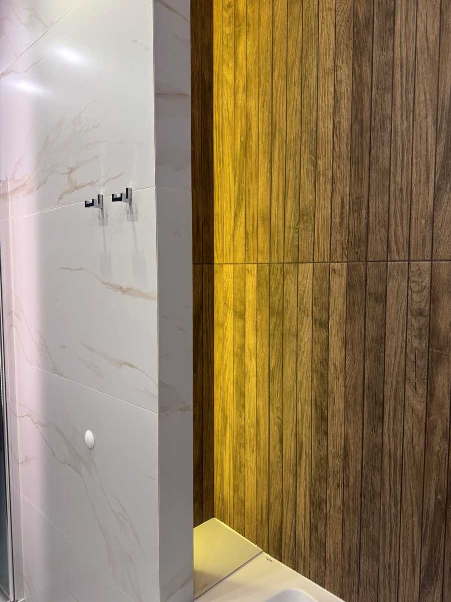 1879652779897088