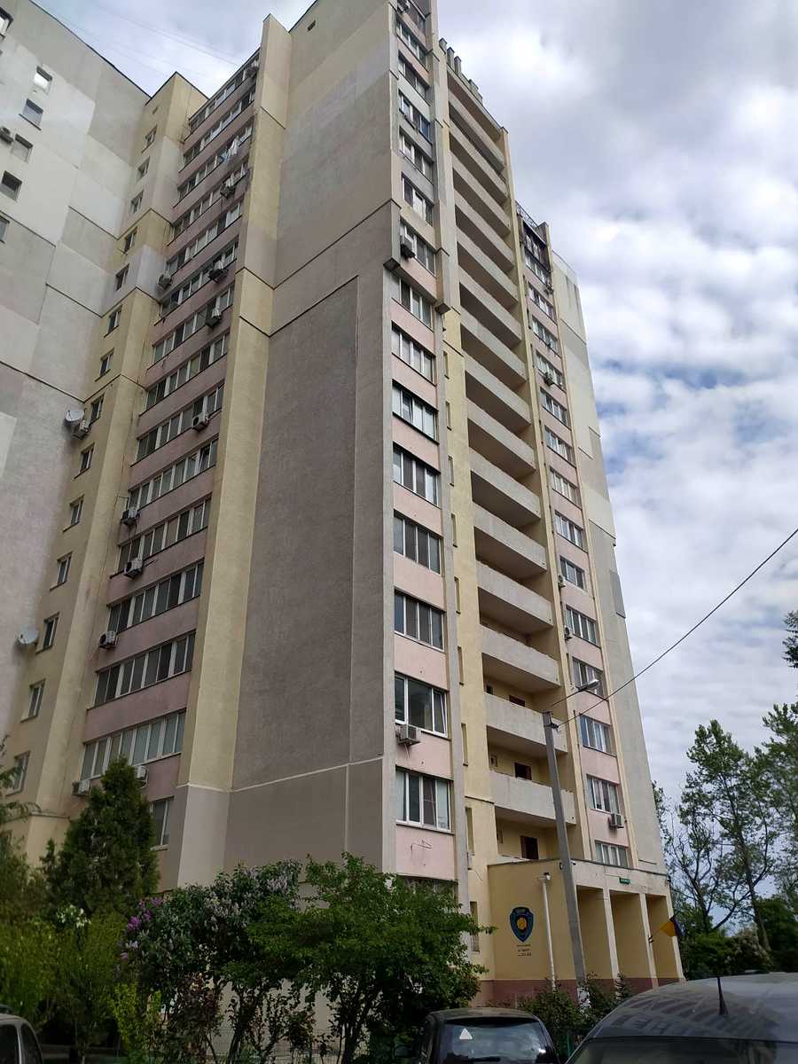 1879652819387288