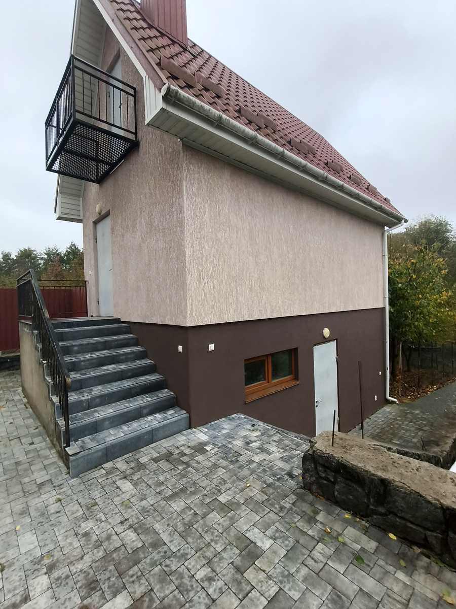 1879654288133248