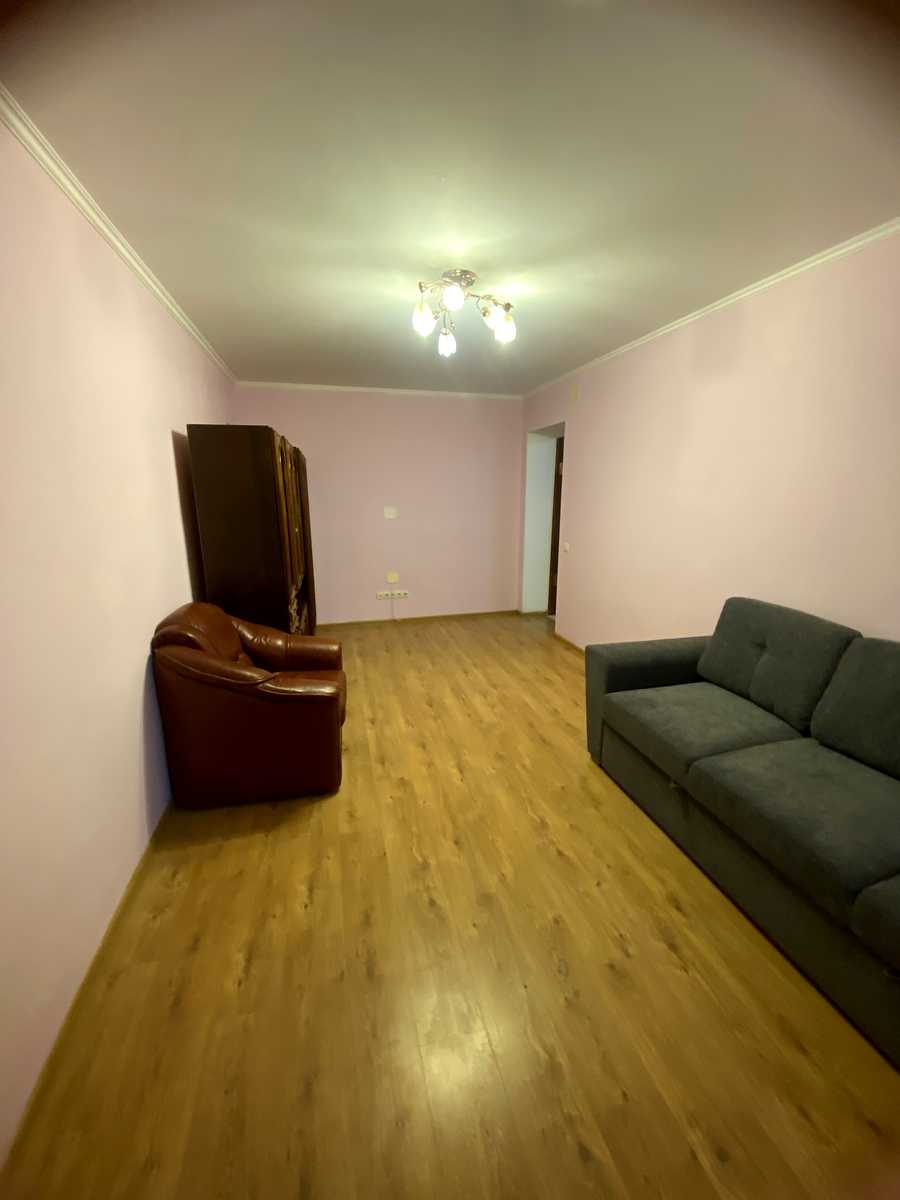 1879654418418185