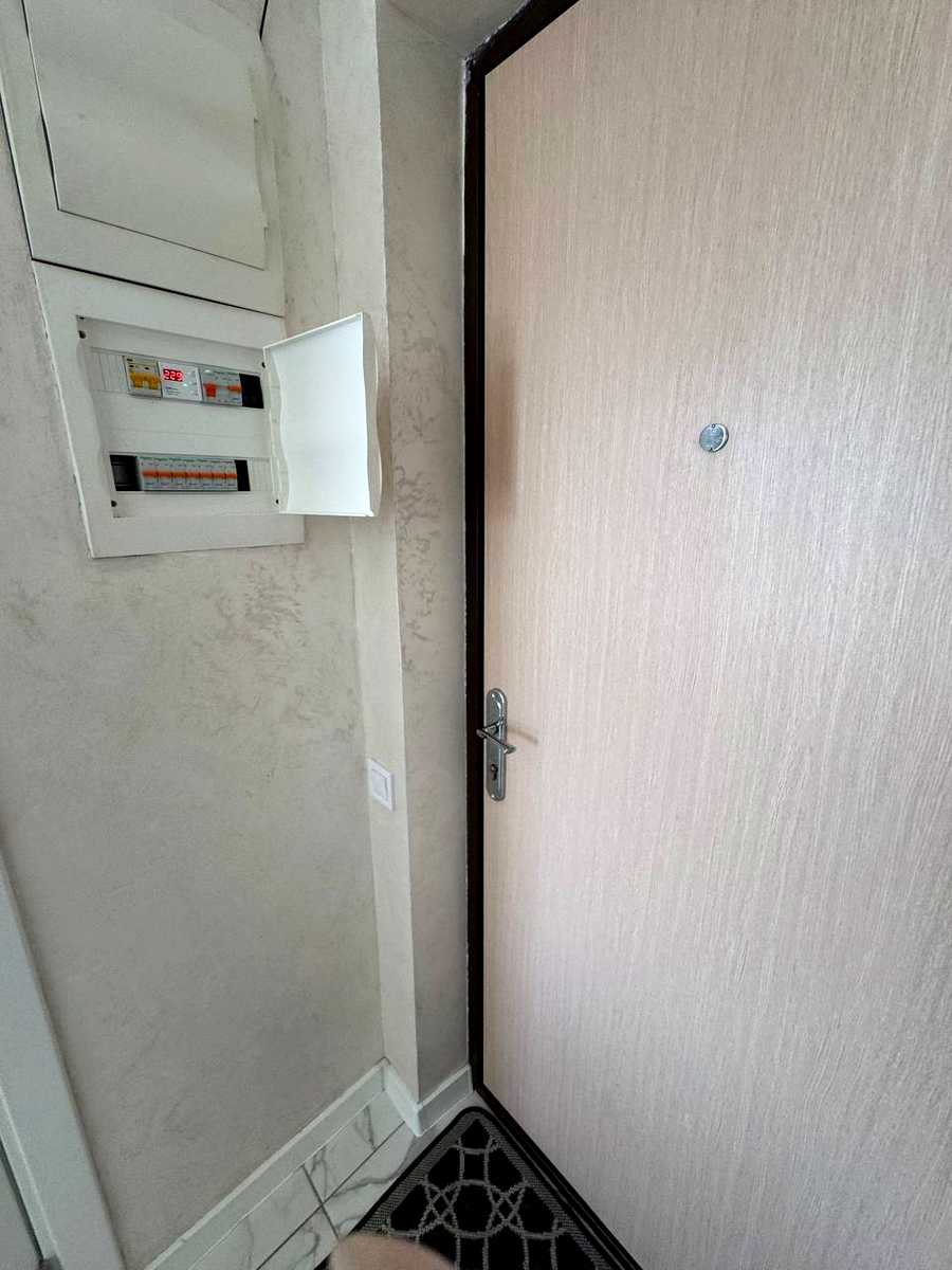 1879654532239945