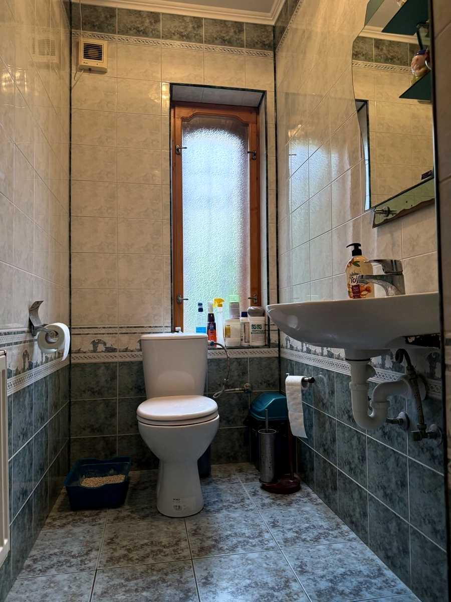 1879654597159456