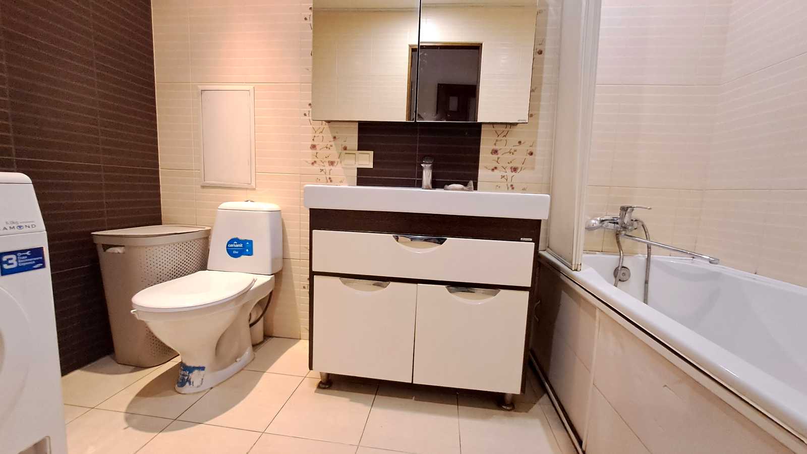 1879655872971860