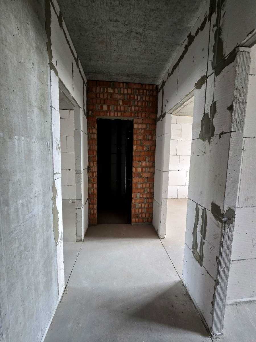1879656356967676