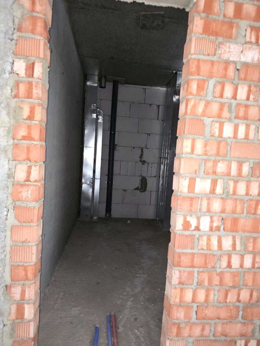 1879656357440581