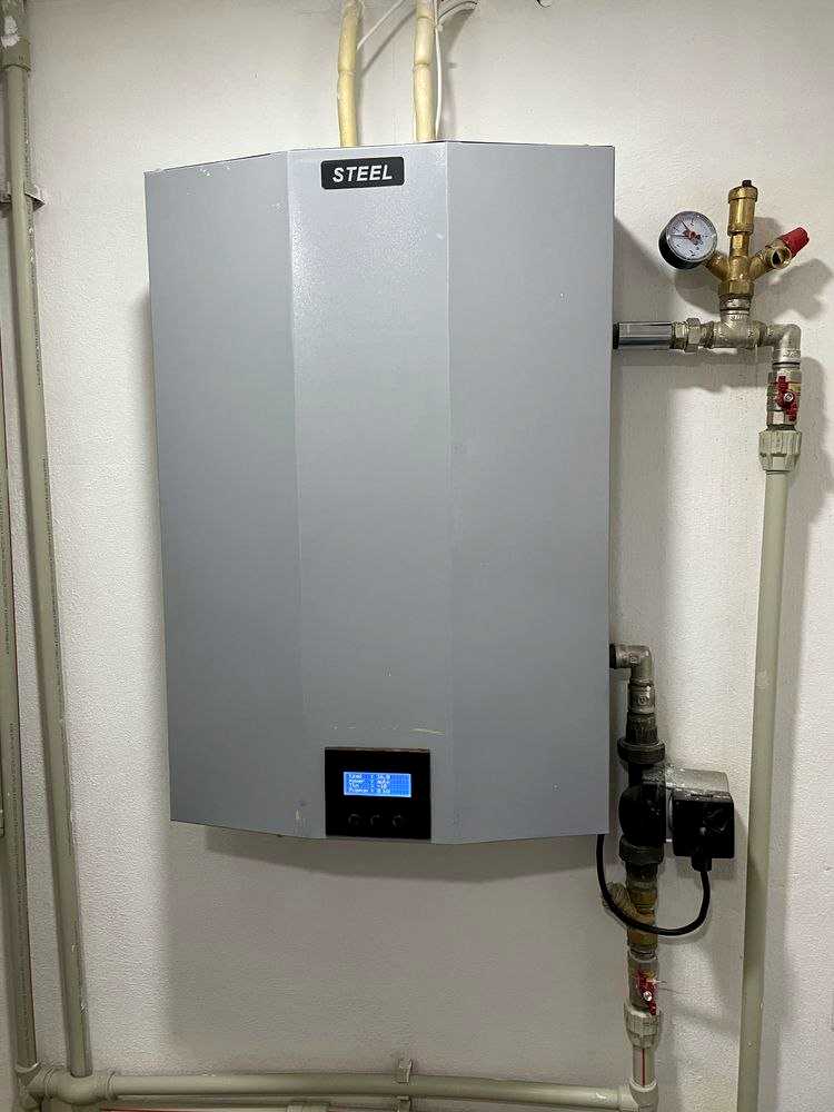 1879656375903947