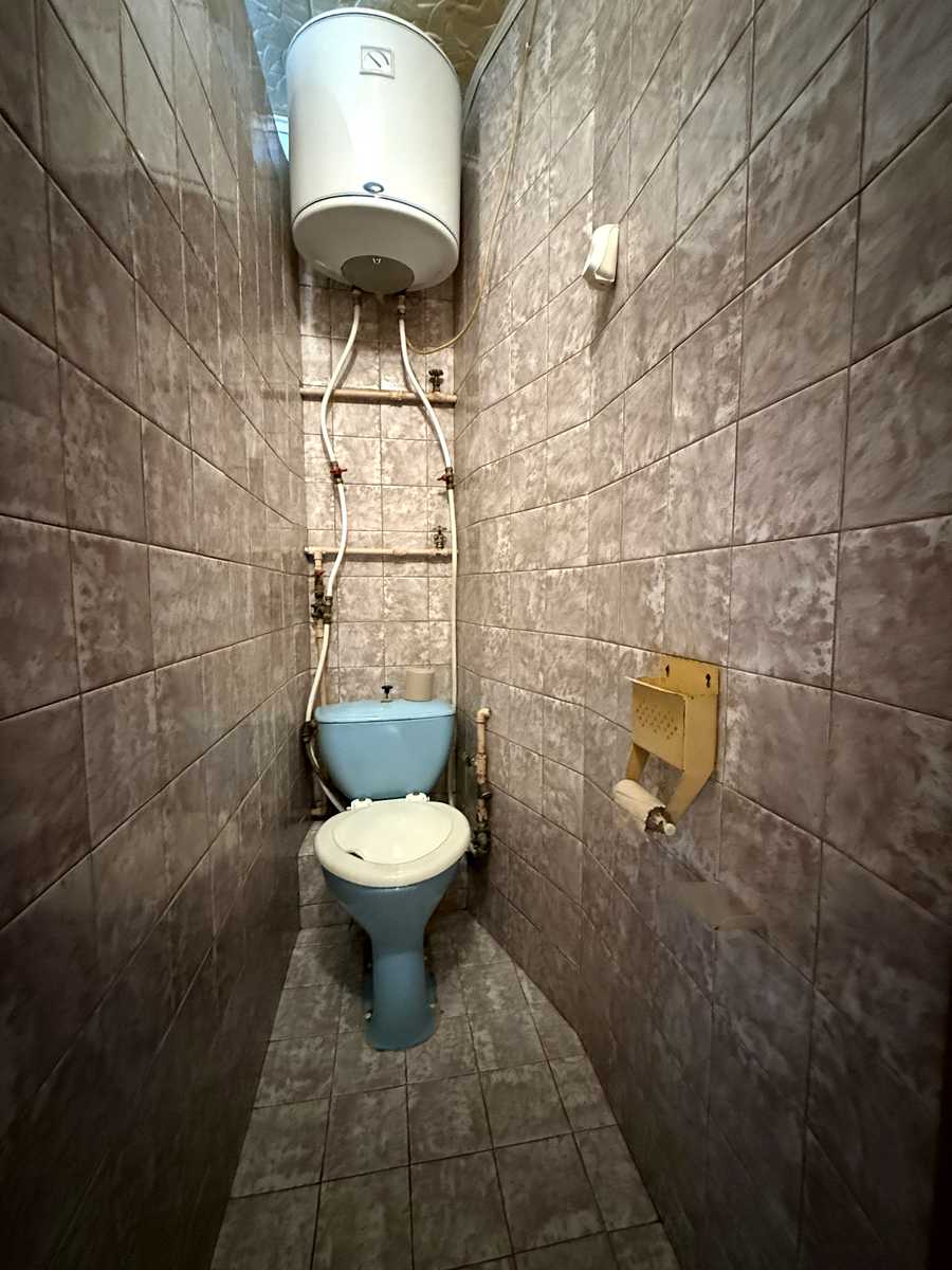1879656658321868