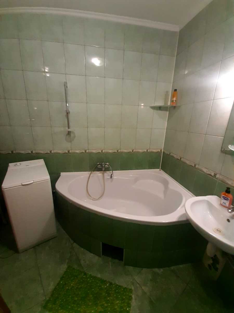 1879657241203740