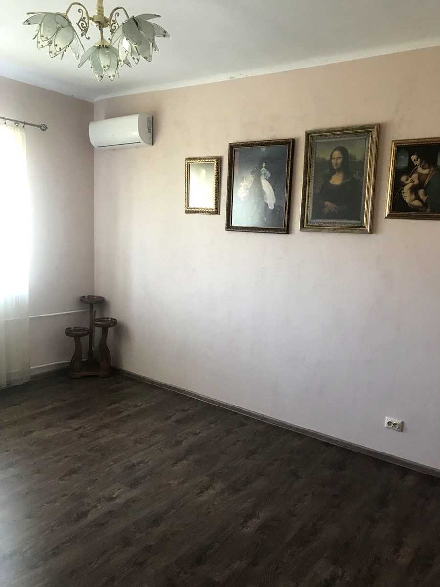 1879657550351353