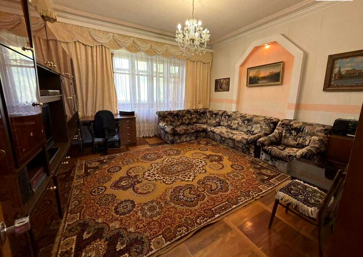 1879658551633724