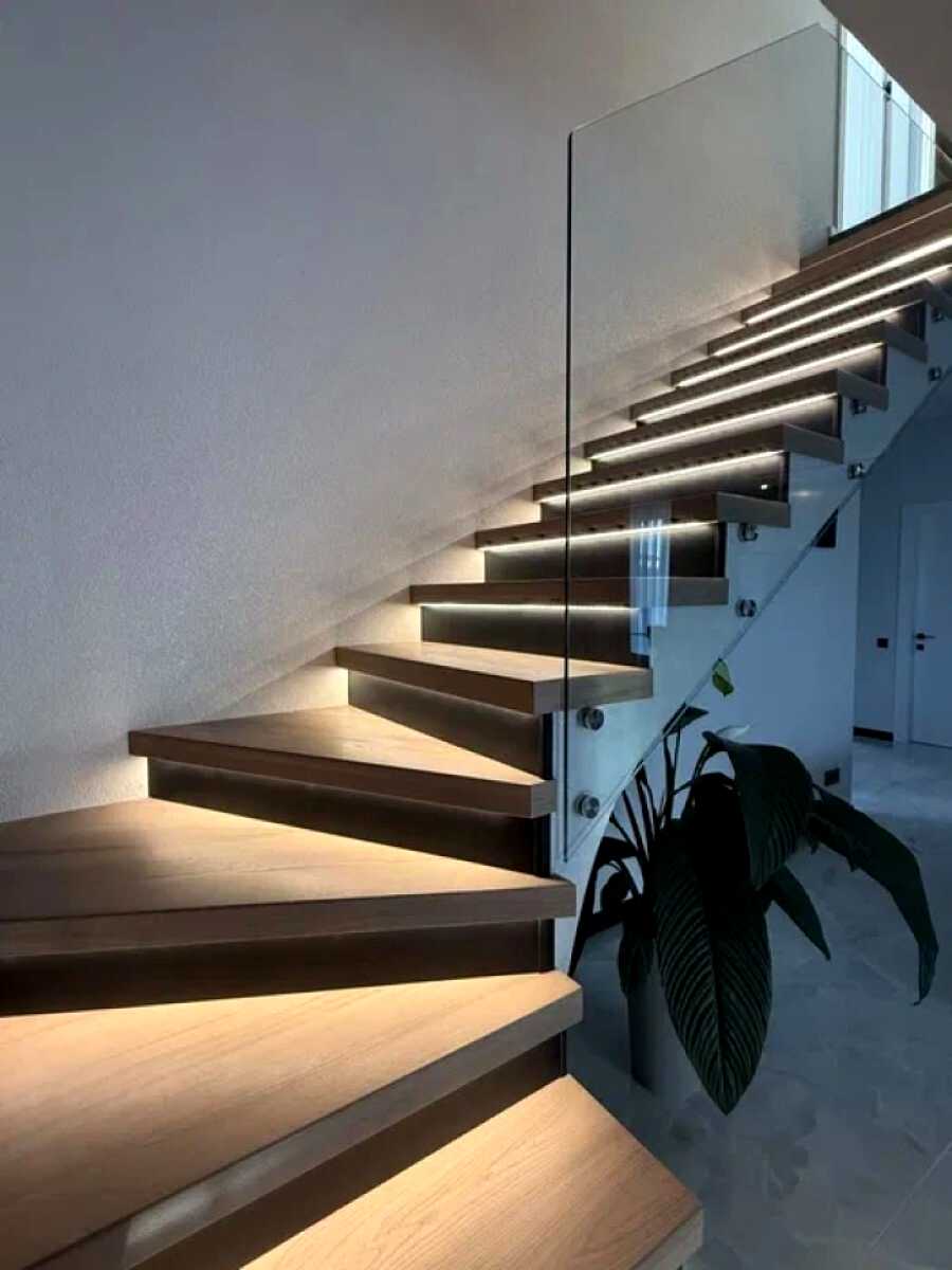 1879659188040371