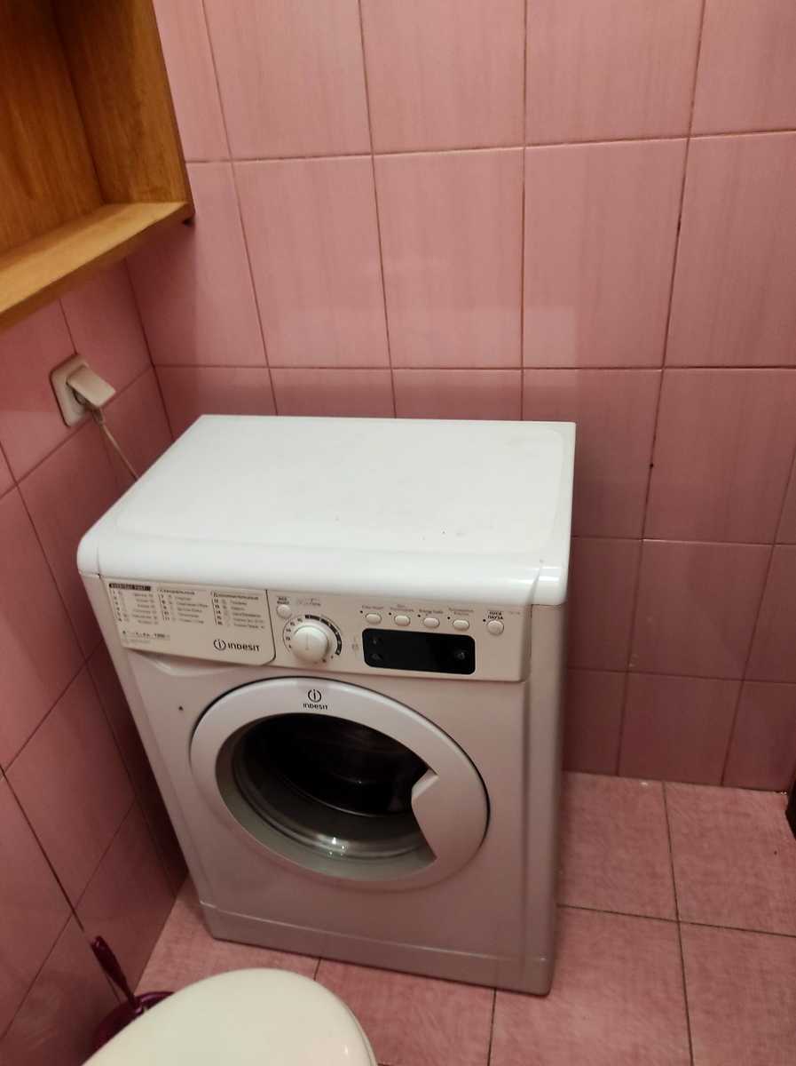 1879659804717306