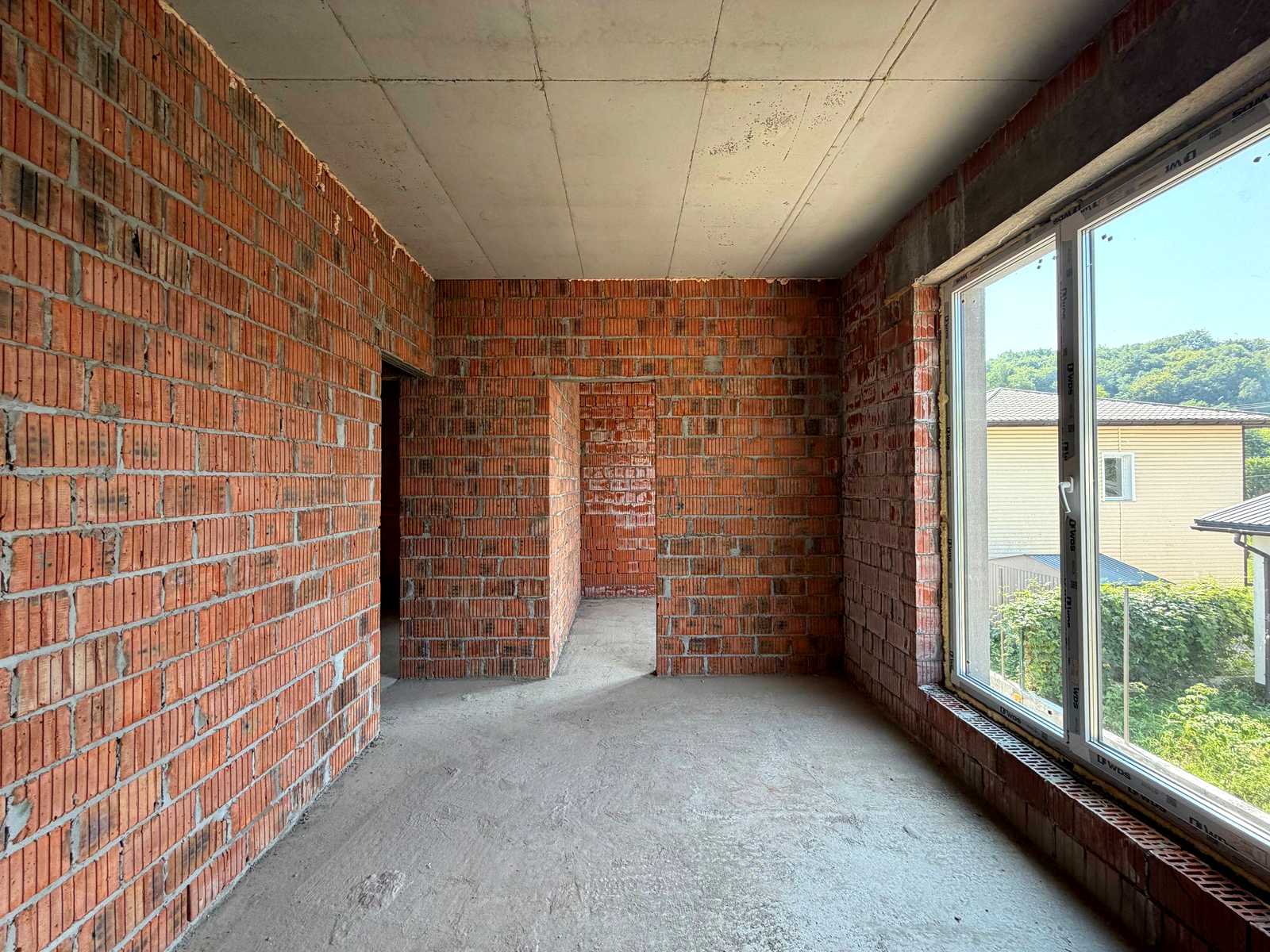 1879659838579185