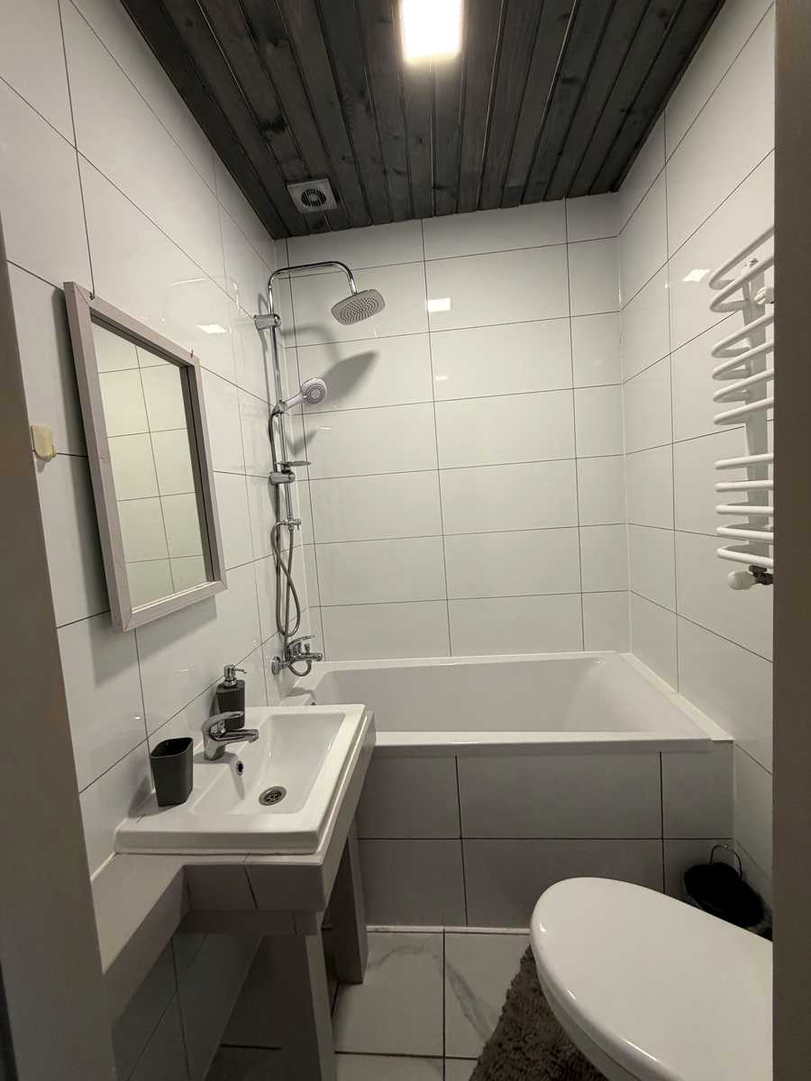 1879660040573603