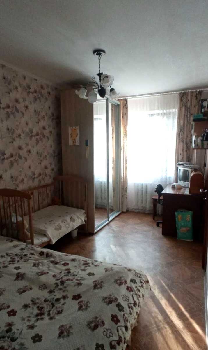 1879661372658773