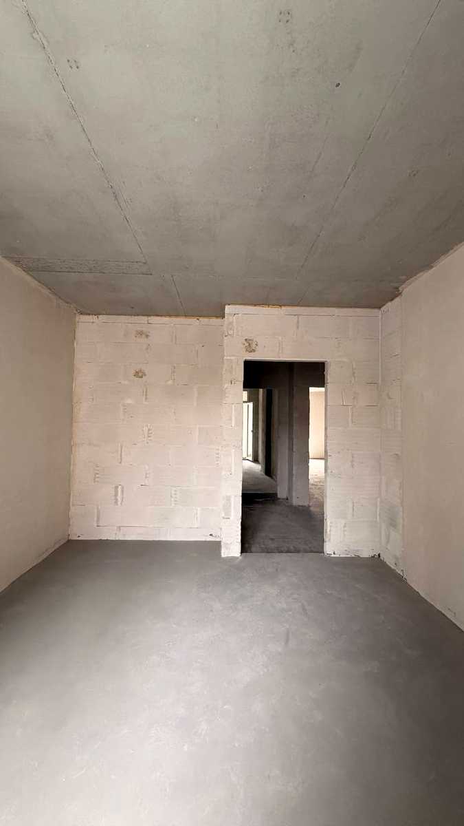 1879662903624781