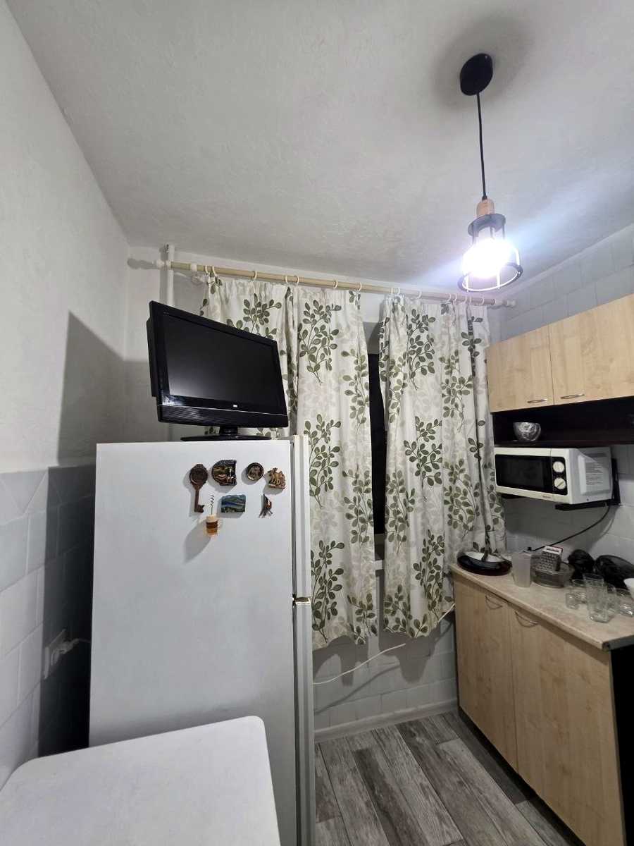 1879663010070461