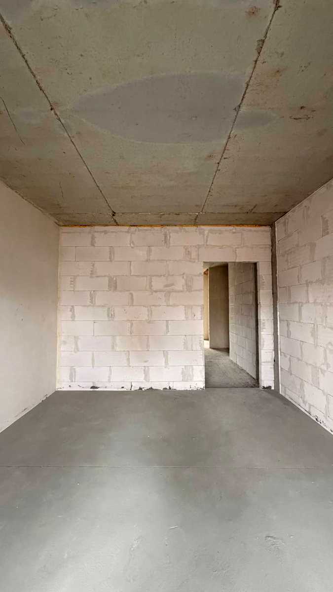 1879663463930827
