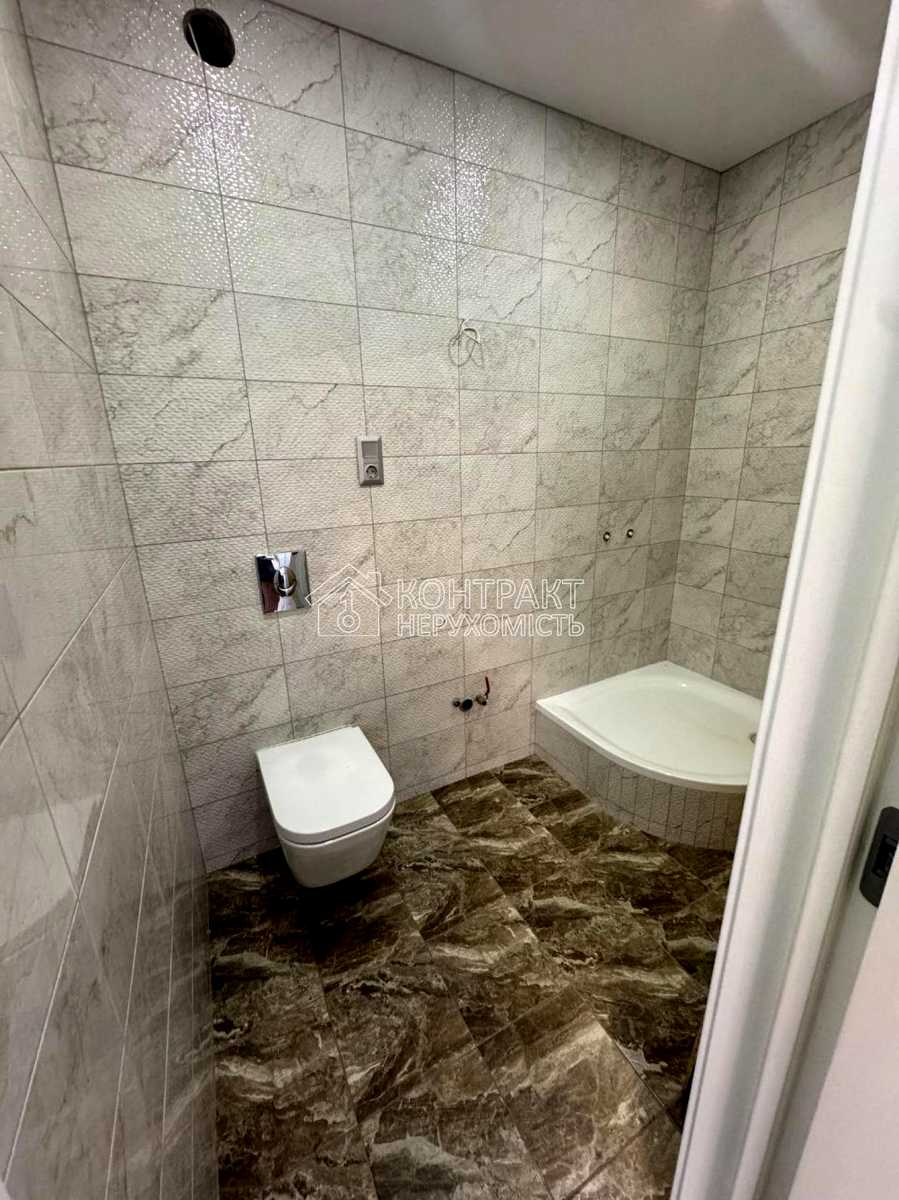 1879663575108510