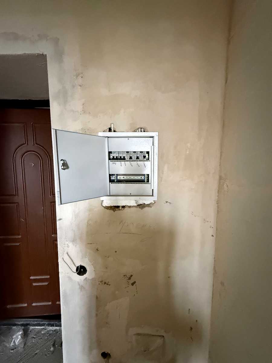 1879663710348782