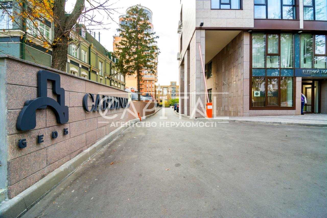 1879664004967561