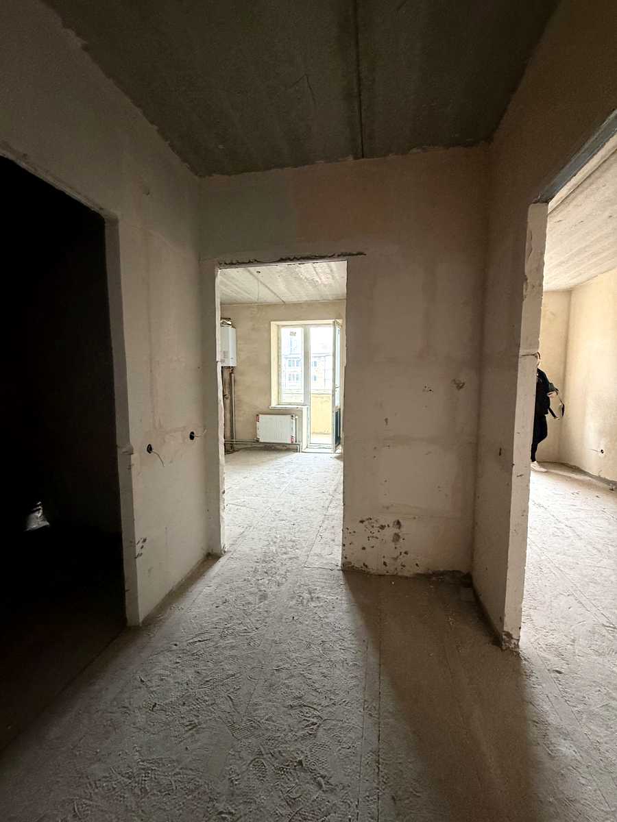 1879664749393167