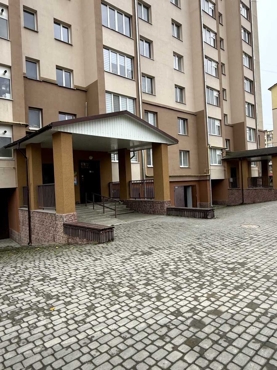 1879664751358015