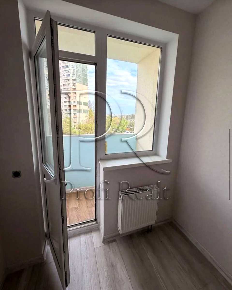1879665674463323