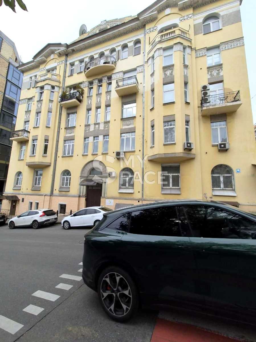 1879665702055803
