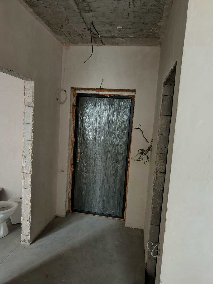 1879665717643423