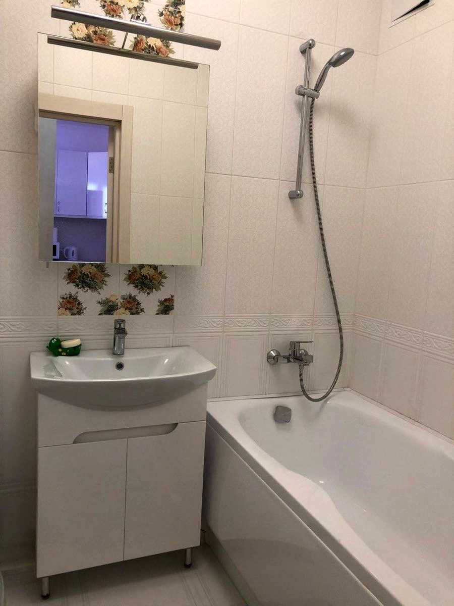 1879665728919570