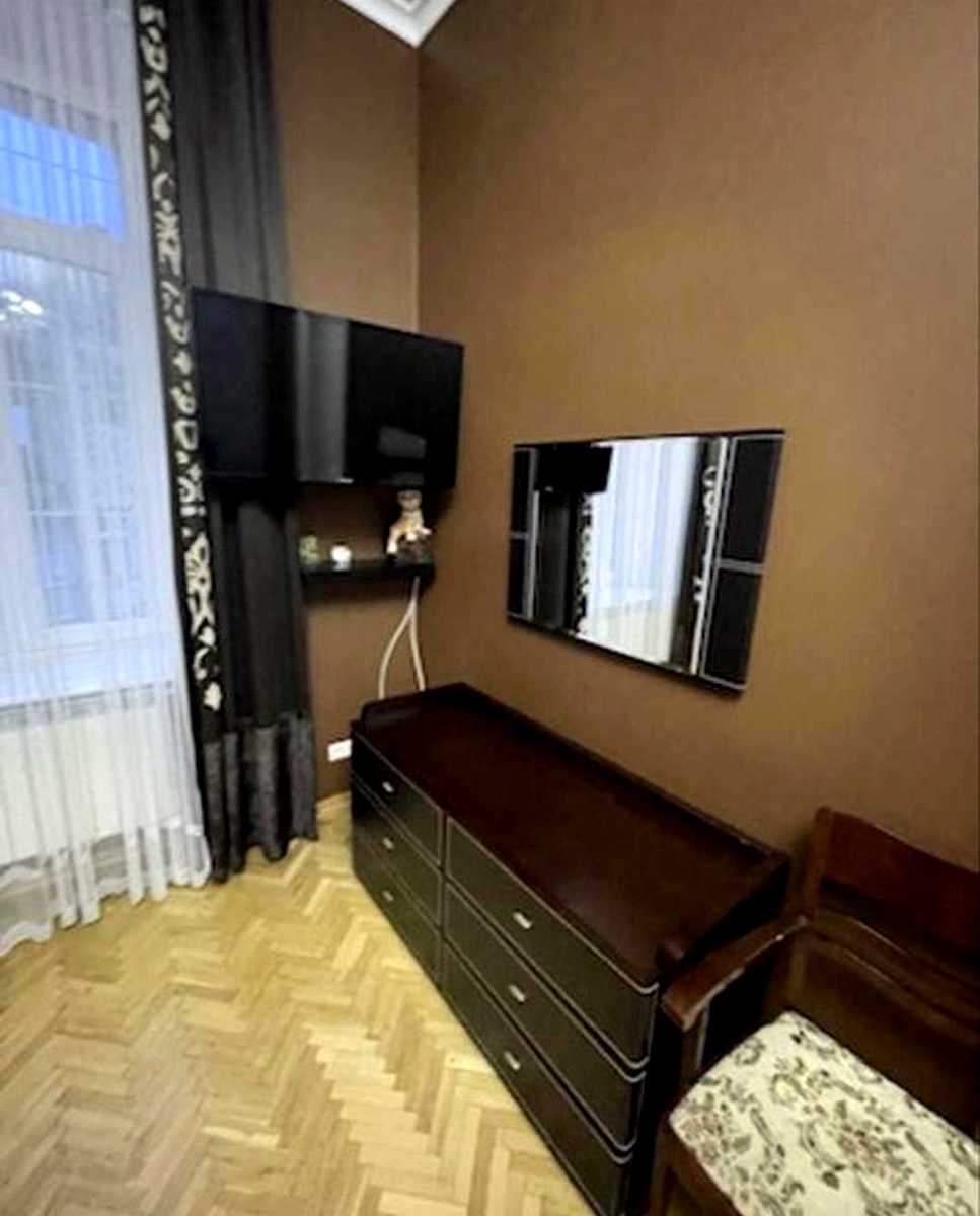 1879666313216366