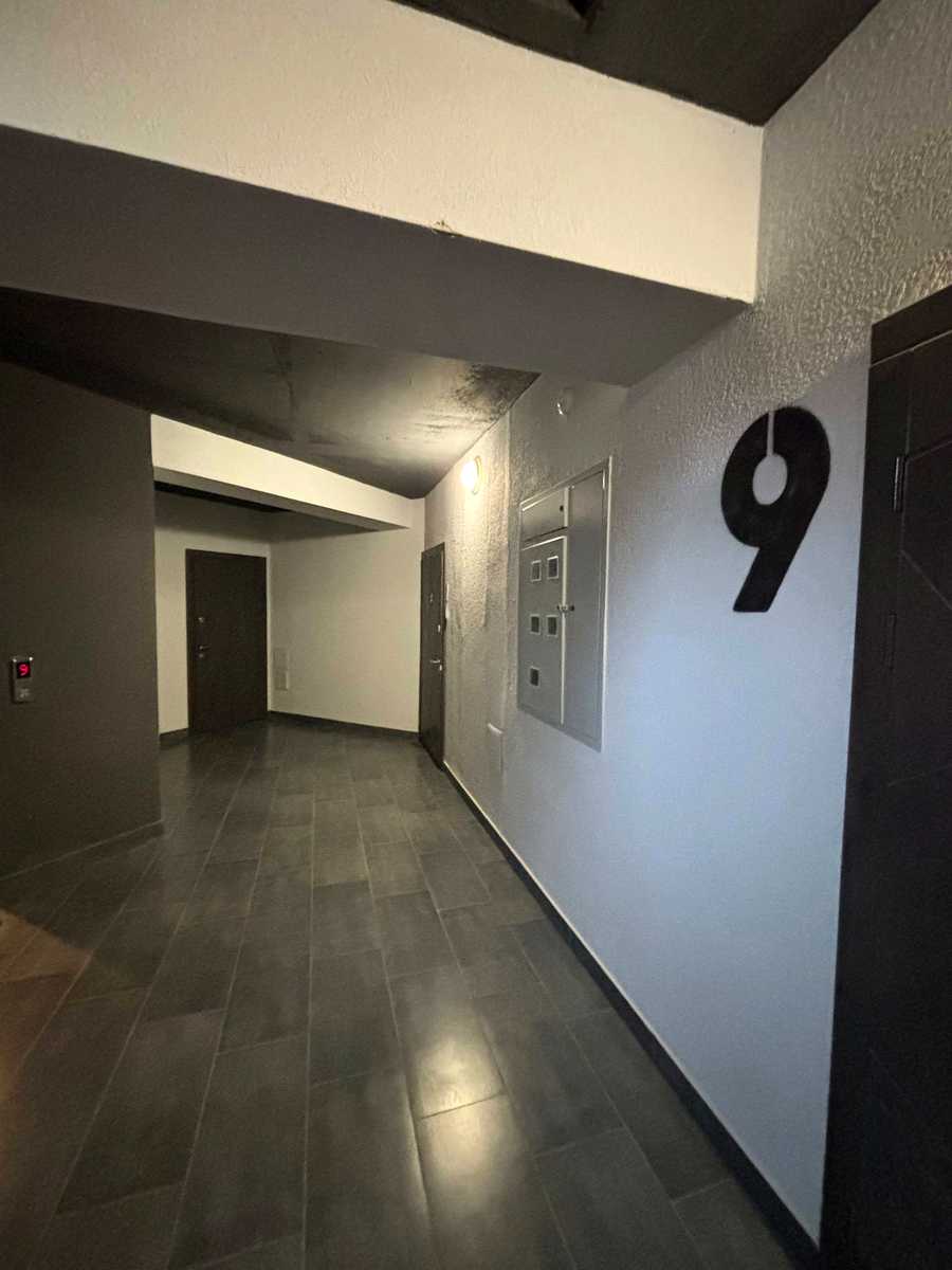 1879667270400930