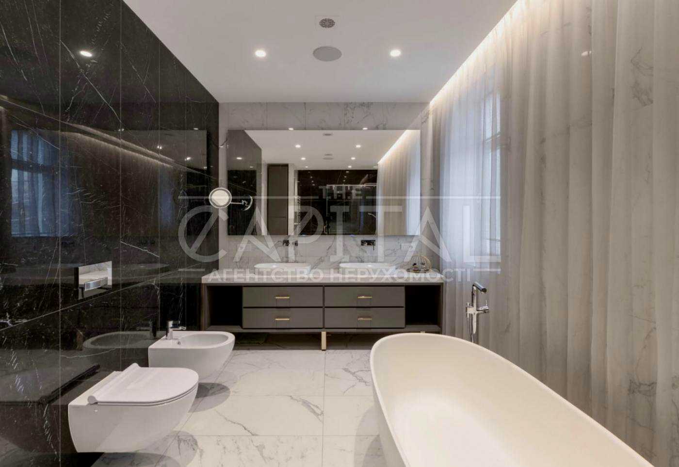 1879667281004252