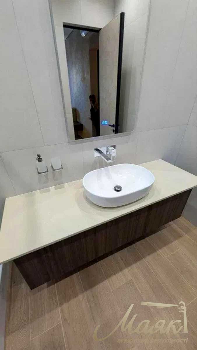 1879667347367227