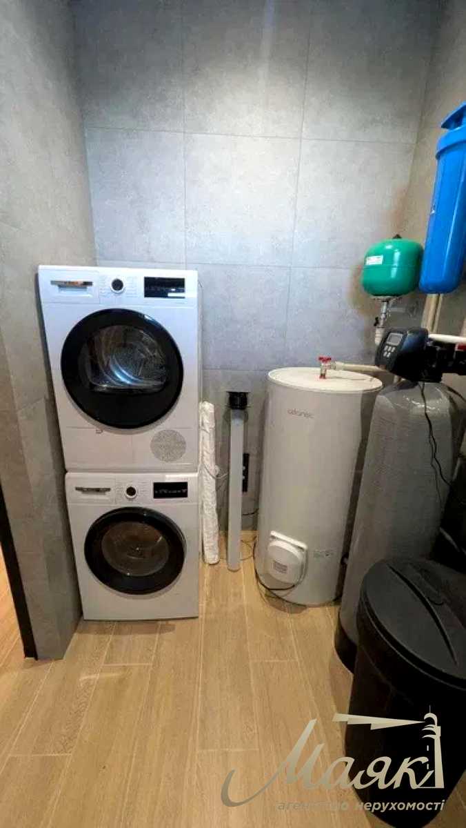 1879667348056638