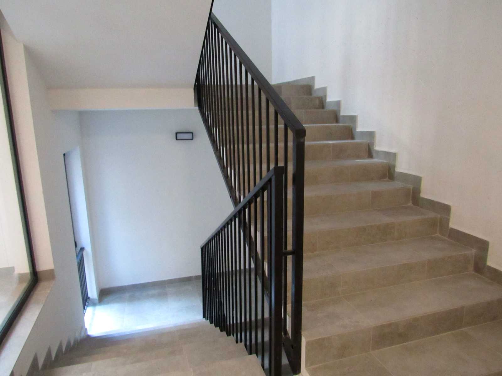 1879667479354818