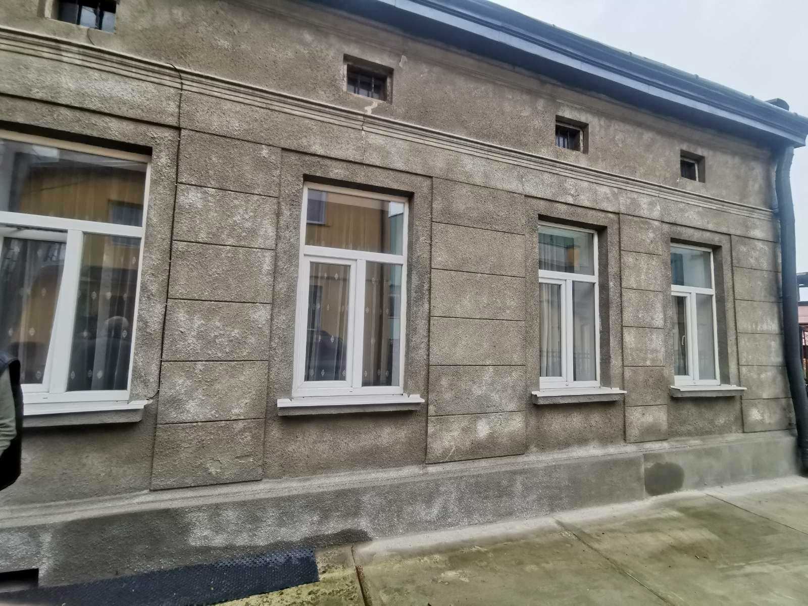1879667606866001